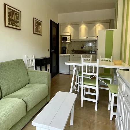 公寓 In Spain With Beachfront Views 埃斯塔蒂特